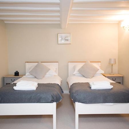 Rutland Water Courtyard Rooms Oakham Bagian luar foto