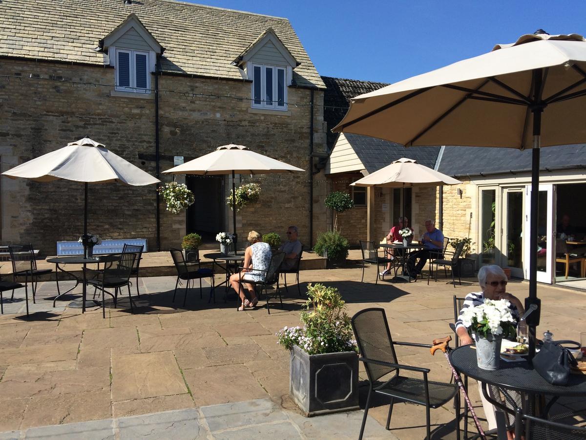 Rutland Water Courtyard Rooms Oakham Bagian luar foto